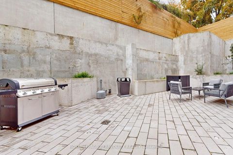 Photo 20 at 612 - 840 St Clair Avenue W, Oakwood Village, Toronto