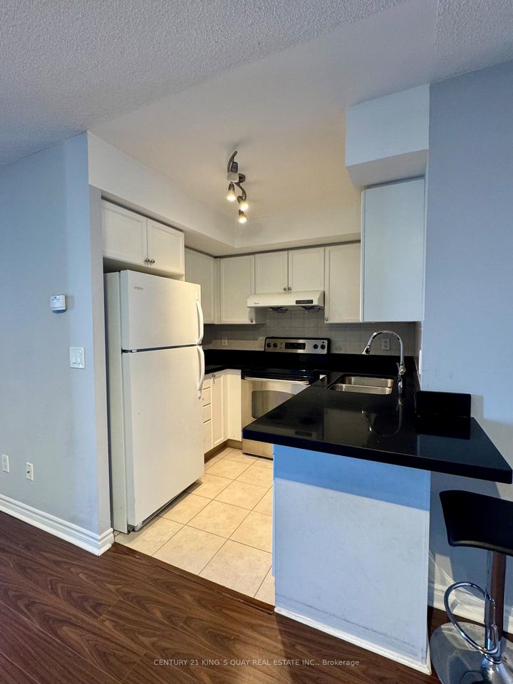 Photo 3 at 2006 - 17 Barberry Place, Bayview Village, Toronto