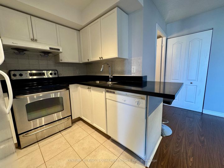 Photo 6 at 2006 - 17 Barberry Place, Bayview Village, Toronto