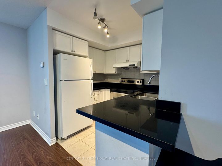 Photo 9 at 2006 - 17 Barberry Place, Bayview Village, Toronto