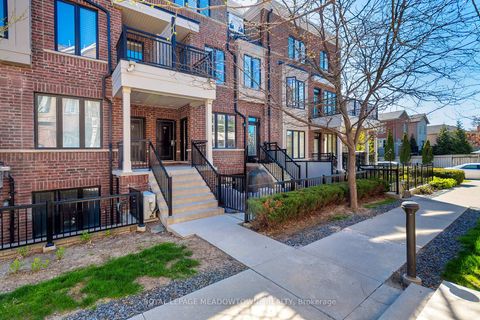 Photo 3 at 19 - 10 Carnation Avenue, Long Branch, Toronto