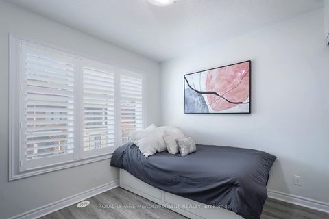 Photo 24 at 19 - 10 Carnation Avenue, Long Branch, Toronto