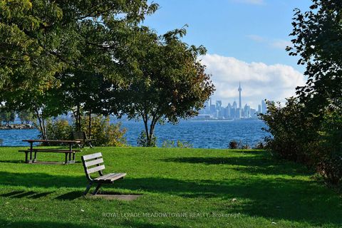 Photo 42 at 19 - 10 Carnation Avenue, Long Branch, Toronto