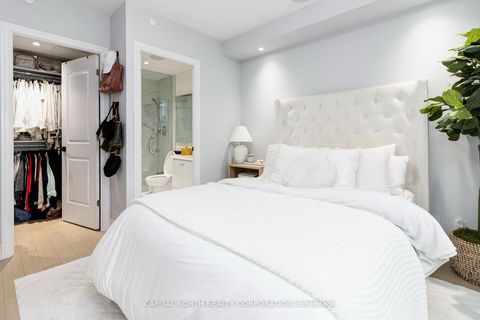 Photo 14 at 2102 - 9075 Jane Street, Concord, Vaughan