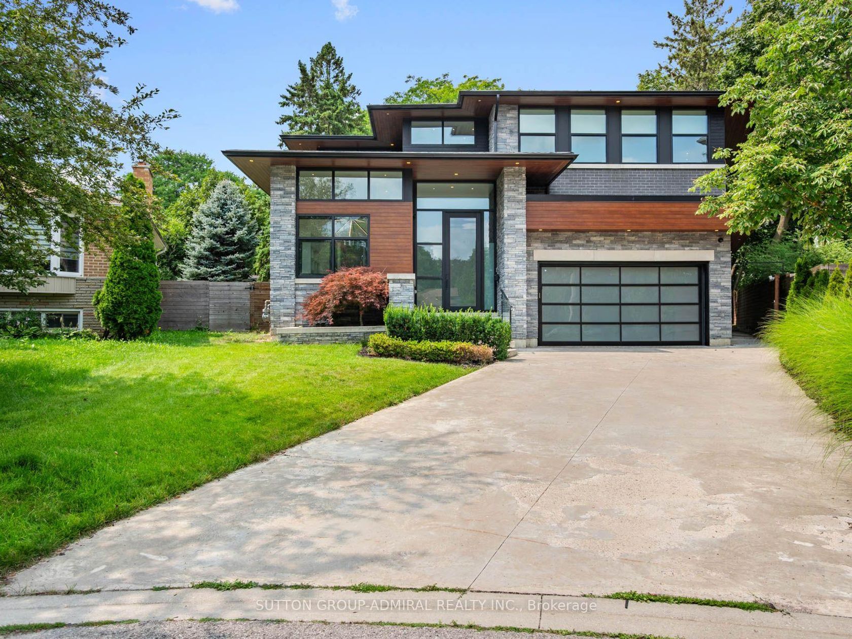 95 Penstock Court, Mill Pond, Richmond Hill photo 3