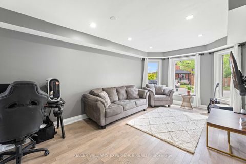 Photo 7 at 16 Snowden Avenue, Shore, Barrie