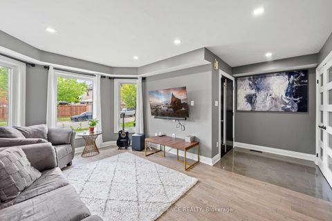 Photo 8 at 16 Snowden Avenue, Shore, Barrie