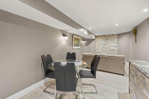 Photo 35 at 16 Snowden Avenue, Shore, Barrie