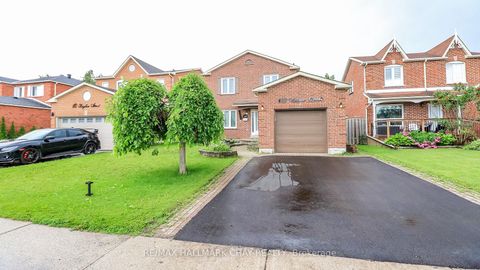 Photo 1 at 182 KOZLOV Street, West Bayfield, Barrie