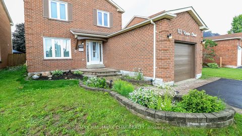 Photo 4 at 182 KOZLOV Street, West Bayfield, Barrie