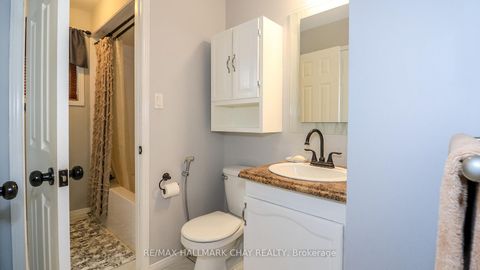 Photo 21 at 182 KOZLOV Street, West Bayfield, Barrie