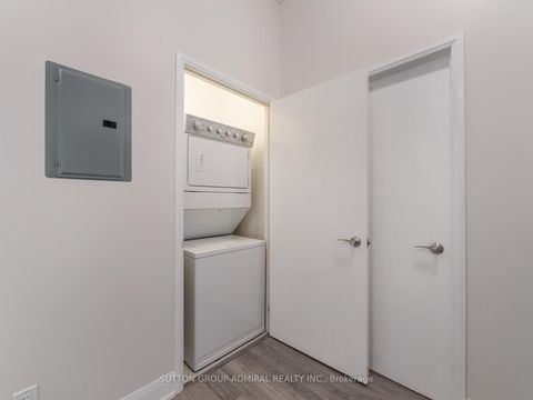 Photo 20 at 512 - 2900 Highway 7, Concord, Vaughan