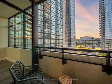 Photo 23 at 512 - 2900 Highway 7, Concord, Vaughan