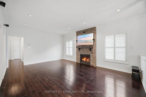 Photo 6 at 148 Solway Avenue, Maple, Vaughan