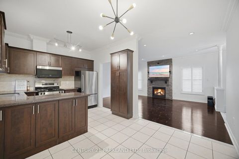 Photo 9 at 148 Solway Avenue, Maple, Vaughan
