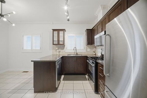 Photo 12 at 148 Solway Avenue, Maple, Vaughan