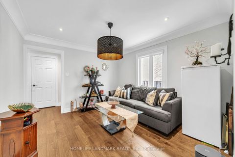 Photo 21 at 36 Coldstream Crescent, Devonsleigh, Richmond Hill