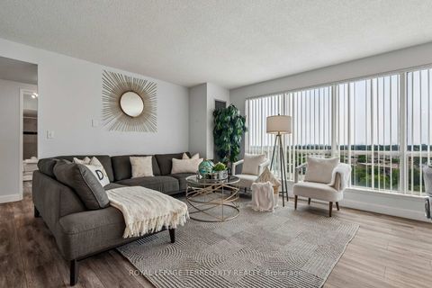Photo 2 at 906 - 18 Lee Centre Drive, Woburn, Toronto