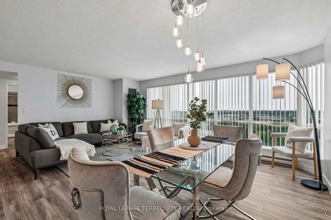 Photo 5 at 906 - 18 Lee Centre Drive, Woburn, Toronto