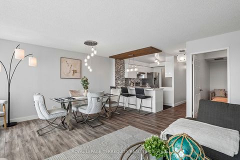 Photo 7 at 906 - 18 Lee Centre Drive, Woburn, Toronto