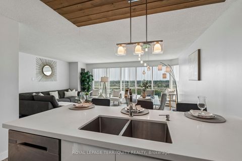 Photo 9 at 906 - 18 Lee Centre Drive, Woburn, Toronto