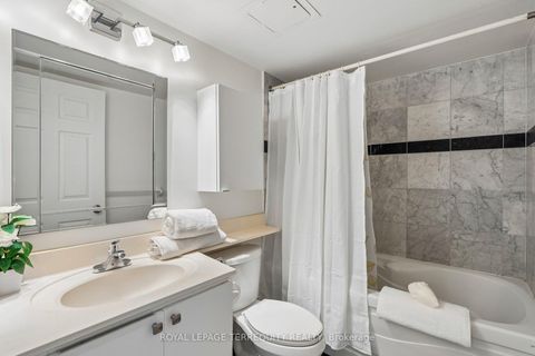 Photo 15 at 906 - 18 Lee Centre Drive, Woburn, Toronto