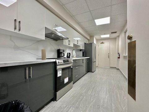 Photo 34 at 906 - 18 Lee Centre Drive, Woburn, Toronto