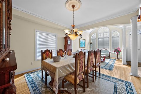Photo 14 at 22 Queensborough Court, Oak Ridges Lake Wilcox, Richmond Hill