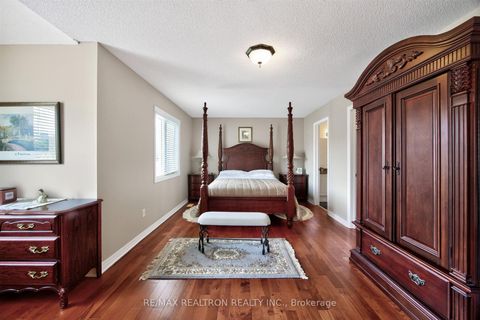 Photo 29 at 22 Queensborough Court, Oak Ridges Lake Wilcox, Richmond Hill