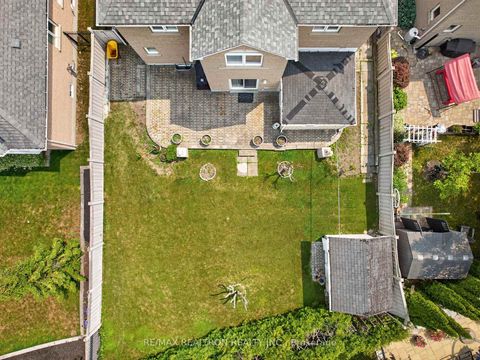 Photo 49 at 22 Queensborough Court, Oak Ridges Lake Wilcox, Richmond Hill