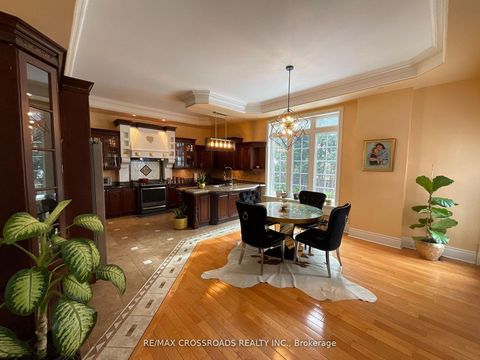 Photo 8 at 129 Lakeland Crescent, Oak Ridges Lake Wilcox, Richmond Hill