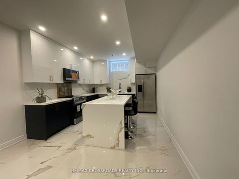 Photo 12 at 129 Lakeland Crescent, Oak Ridges Lake Wilcox, Richmond Hill
