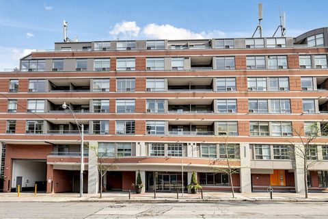 Photo 2 at 609 - 5 Rosehill Avenue, Moore Park, Toronto