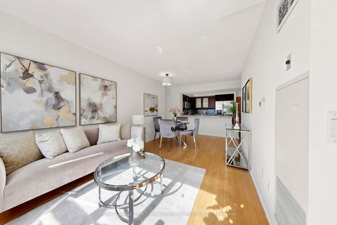 Photo 17 at 609 - 5 Rosehill Avenue, Moore Park, Toronto
