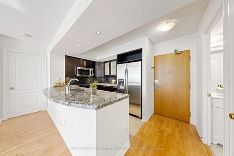 Photo 18 at 609 - 5 Rosehill Avenue, Moore Park, Toronto