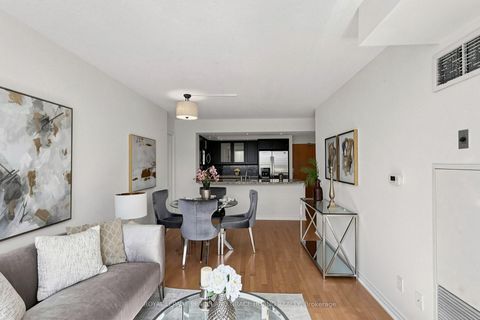 Photo 34 at 609 - 5 Rosehill Avenue, Moore Park, Toronto