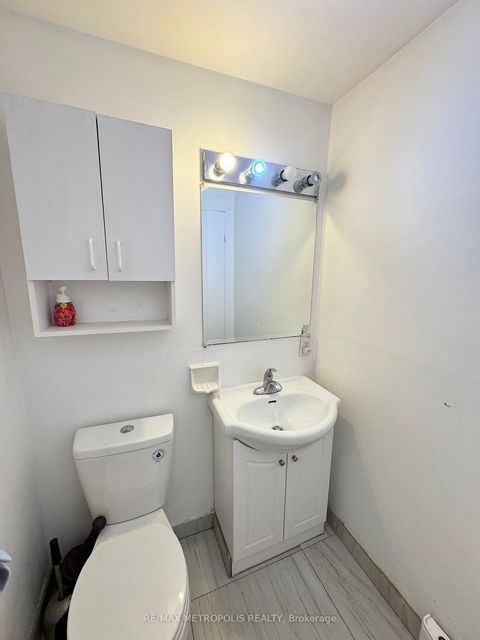 Photo 13 at 202 - 1445 Wilson Avenue, CFB, Toronto