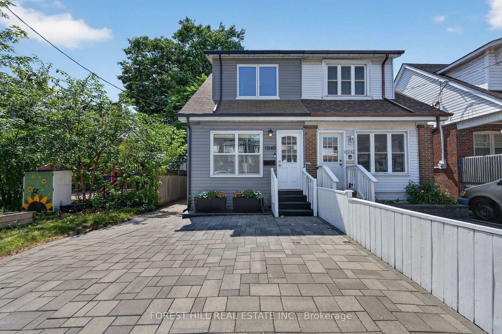 1040 Woodbine Avenue, Danforth, Toronto 