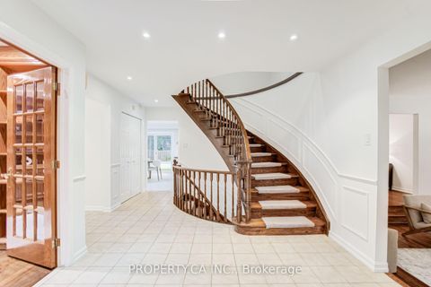 Photo 1 at 143 Cambridge Crescent, South Richvale, Richmond Hill