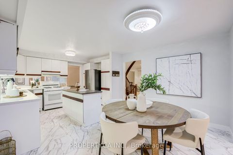 Photo 6 at 143 Cambridge Crescent, South Richvale, Richmond Hill