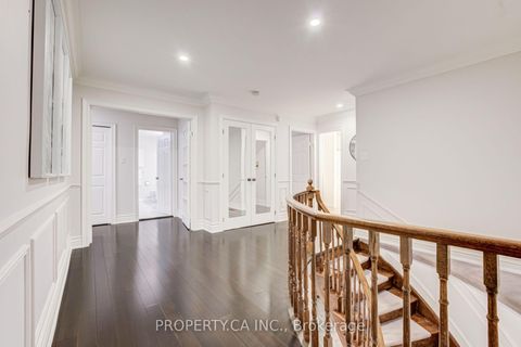 Photo 13 at 143 Cambridge Crescent, South Richvale, Richmond Hill