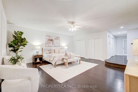 Photo 14 at 143 Cambridge Crescent, South Richvale, Richmond Hill