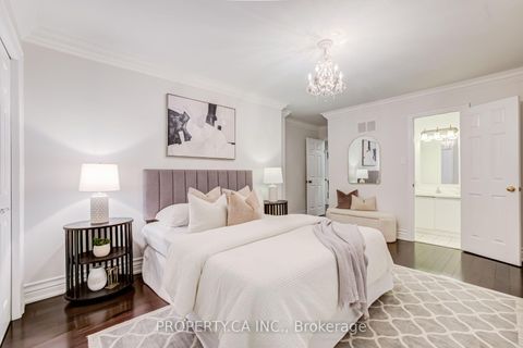 Photo 15 at 143 Cambridge Crescent, South Richvale, Richmond Hill