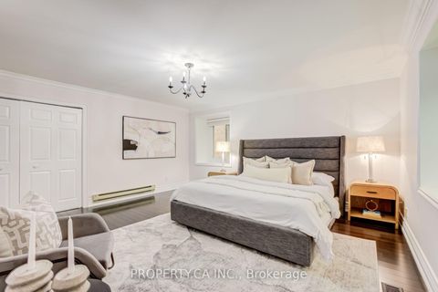Photo 16 at 143 Cambridge Crescent, South Richvale, Richmond Hill