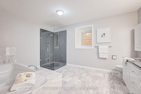 Photo 19 at 143 Cambridge Crescent, South Richvale, Richmond Hill