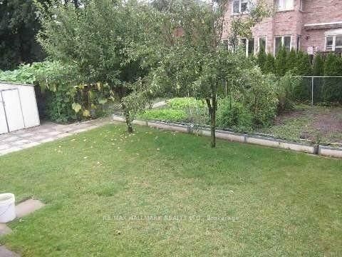Photo 1 at 169 Trayborn Drive, Mill Pond, Richmond Hill