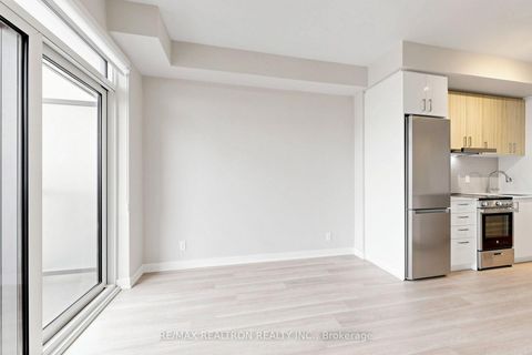 Photo 8 at 1909 - 50 Upper Mall Way, Brownridge, Vaughan