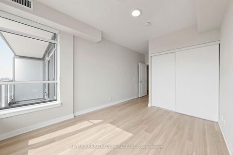 Photo 16 at 1909 - 50 Upper Mall Way, Brownridge, Vaughan