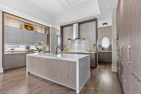 Photo 8 at 61 Ria Court, King City, King