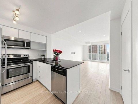 Photo 7 at 1418 - 150 East Liberty Street, Niagara, Toronto
